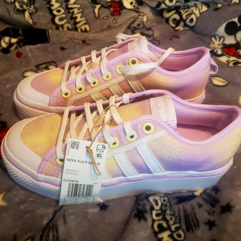 ADIDAS NIZZA Platform Shoes NEW with tags Size 7.5